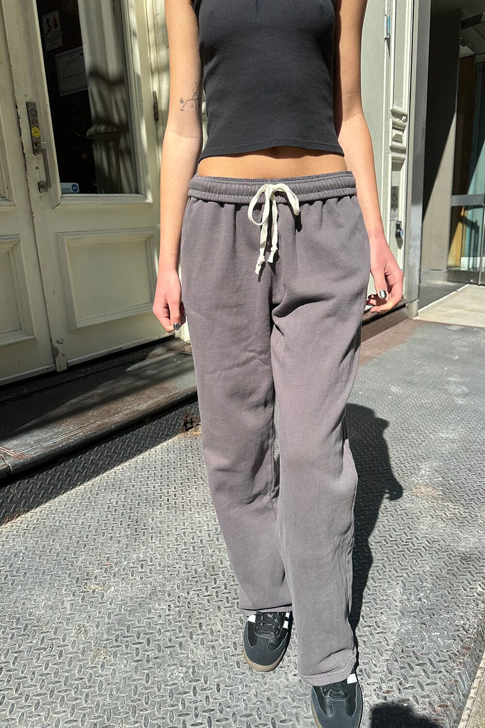 Anastasia Tie Sweatpants Brandy Melville Europe