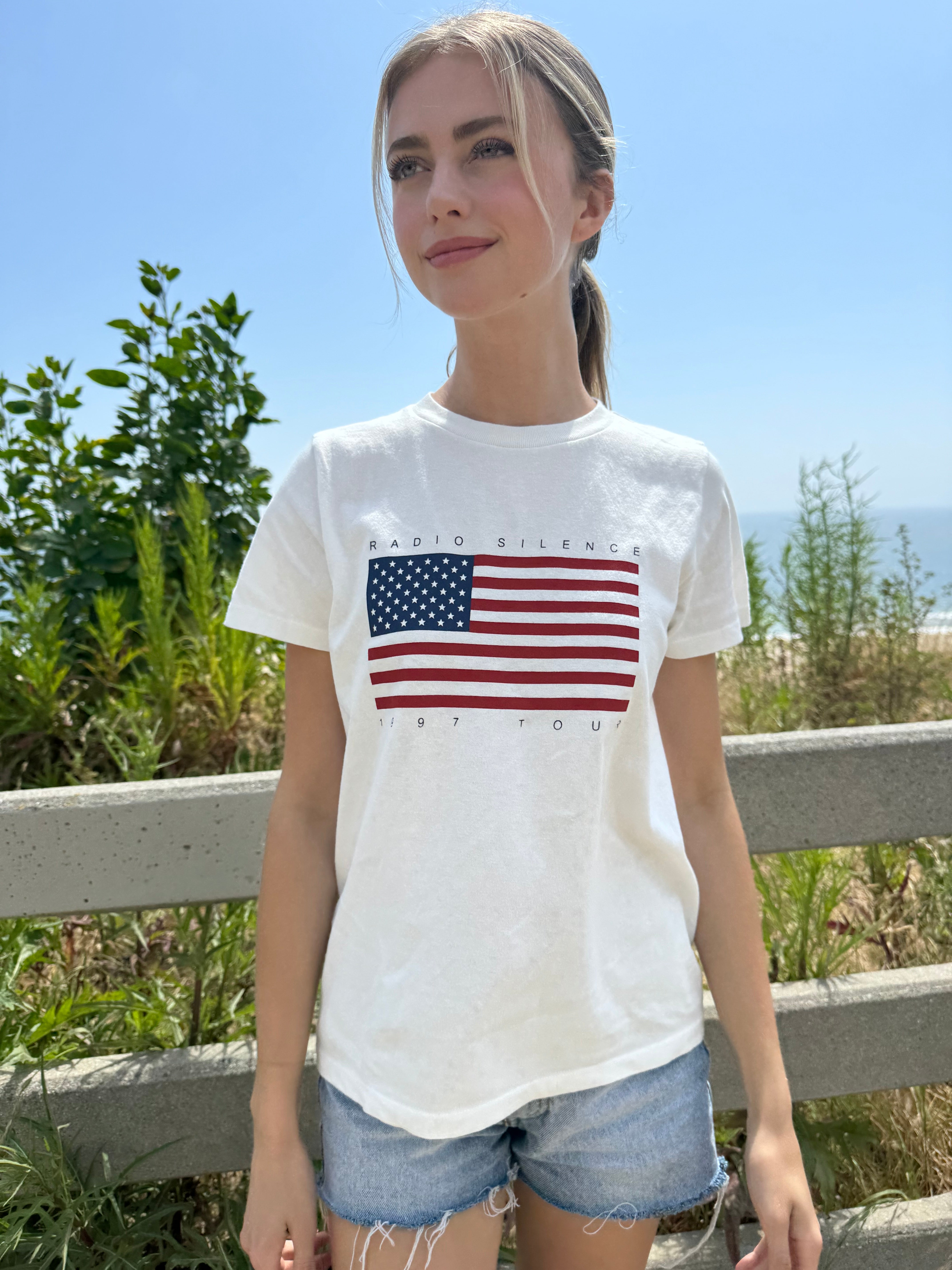 Chloe Radio Silence Top Brandy Melville Europe