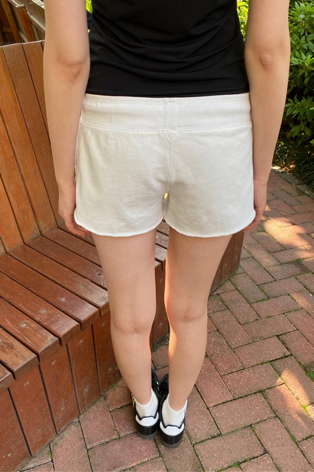Marcie Sweatshorts  | Off-White / XS/S