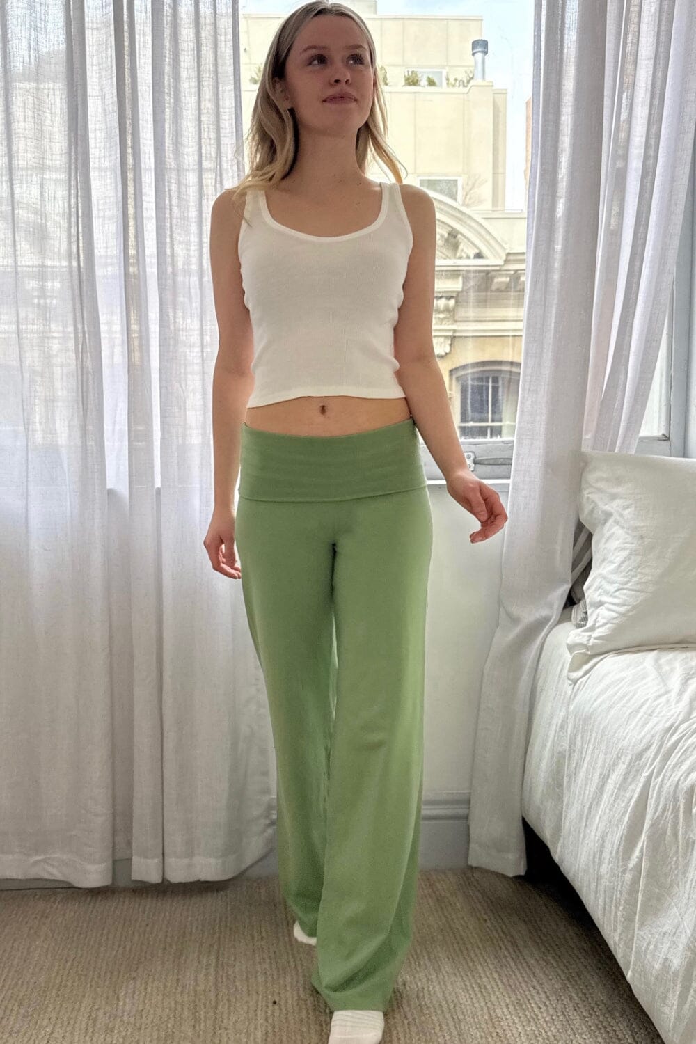 Yoga Fuchsia Pants | Light Olive Green / XS/S