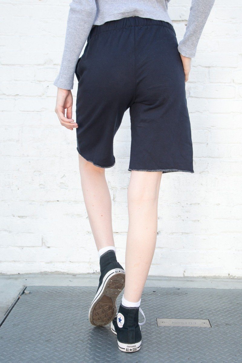 Rosa Sweatshorts | Dark Berry