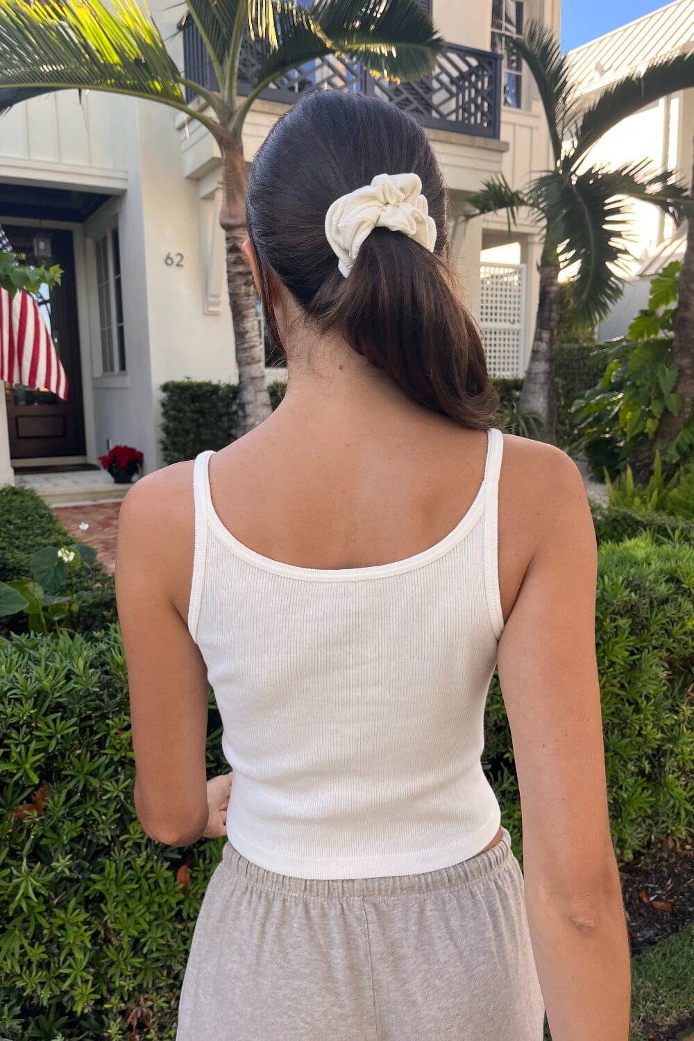 White / Cropped Fit