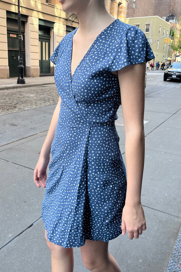Robbie Dress | Faded Navy With White Floral / XS/S