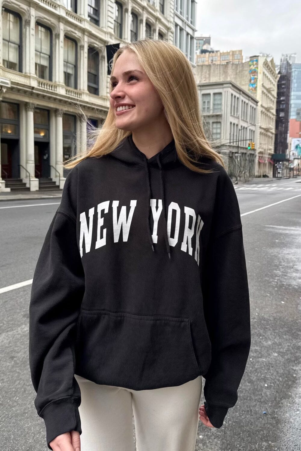 Christy New York Hoodie | Black / Oversized Fit