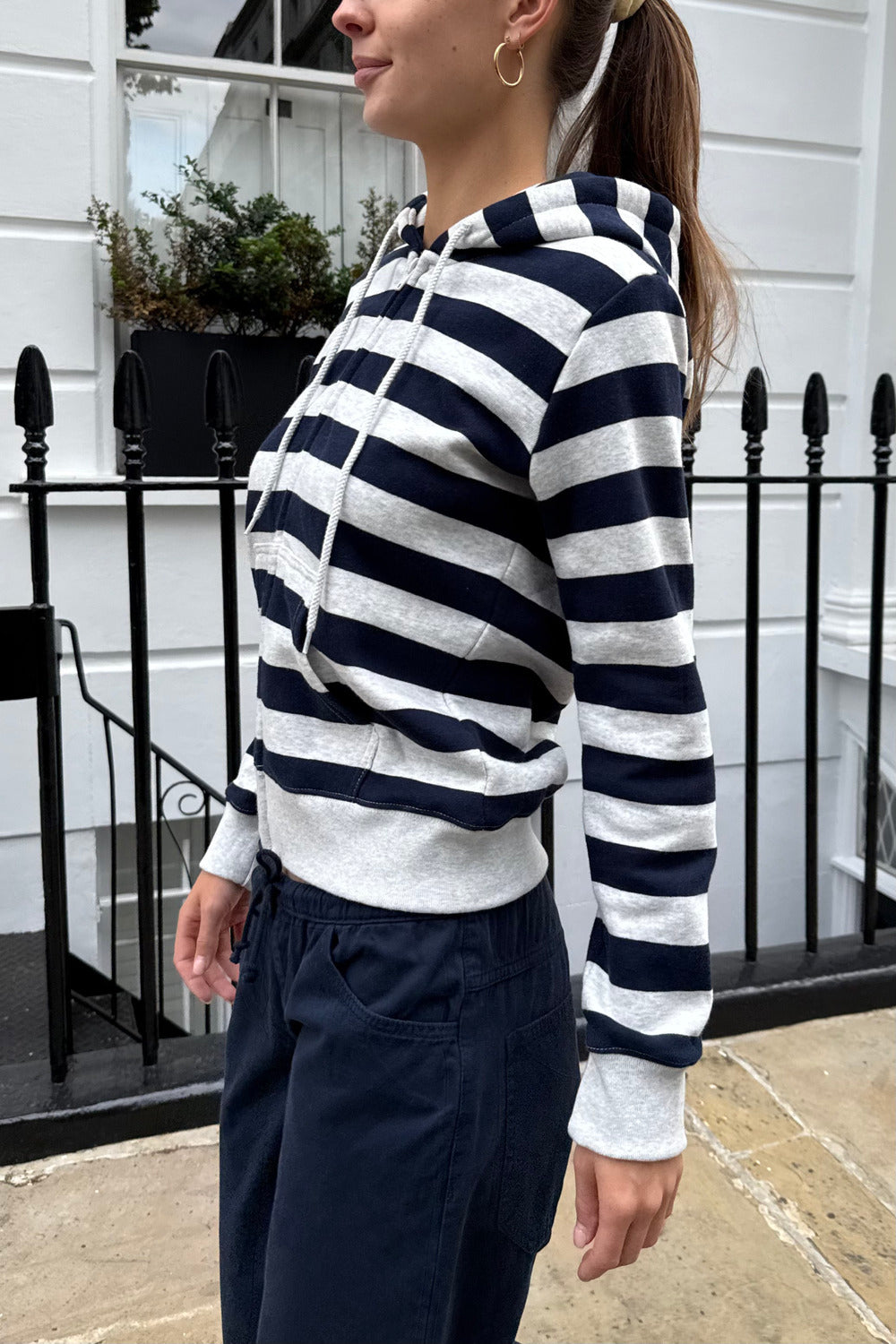 Grey And Navy Stripe / Regular Fit