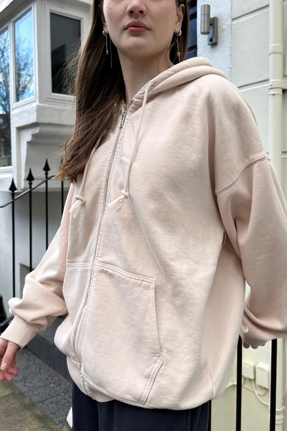 Light Sand / Oversized Fit