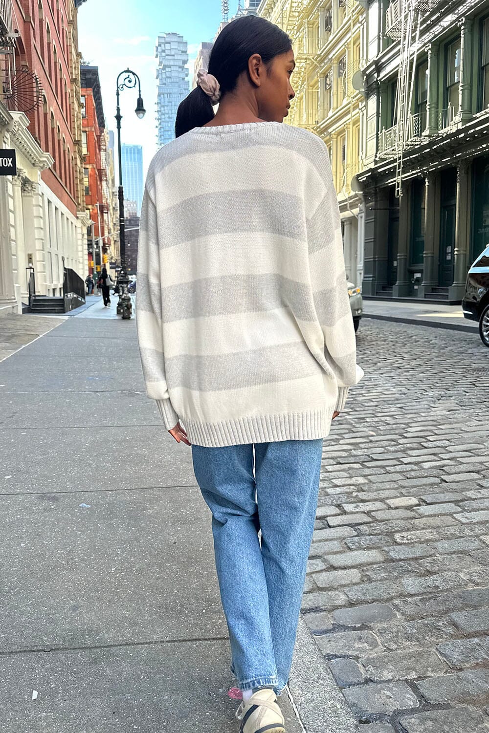 White Silver Stripes / Oversized Fit