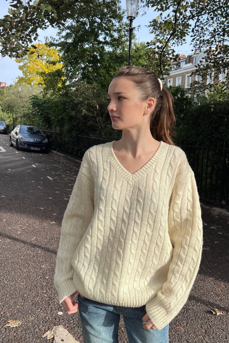 Nikki Wool Sweater | Ivory / Oversized Fit