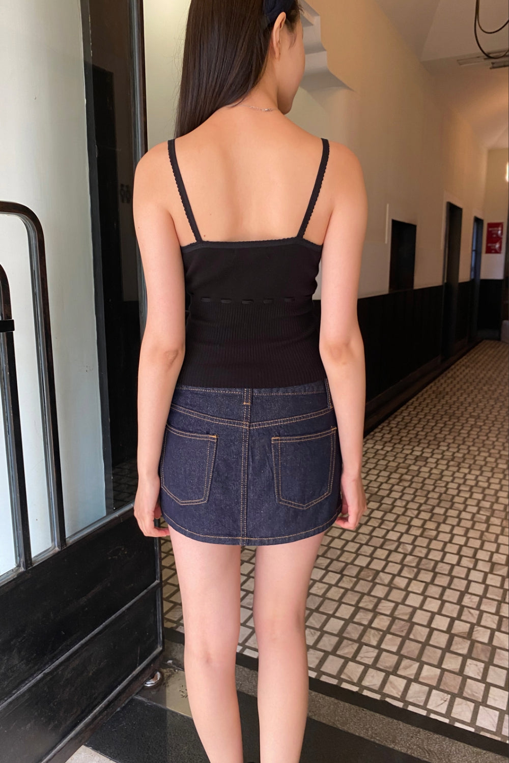 BRANDY MELVILLE ブランディメルビル　ドット Ｖネックタンクトップ Brandy Melville(ブランディー メルビル) タンクトップ(レディース