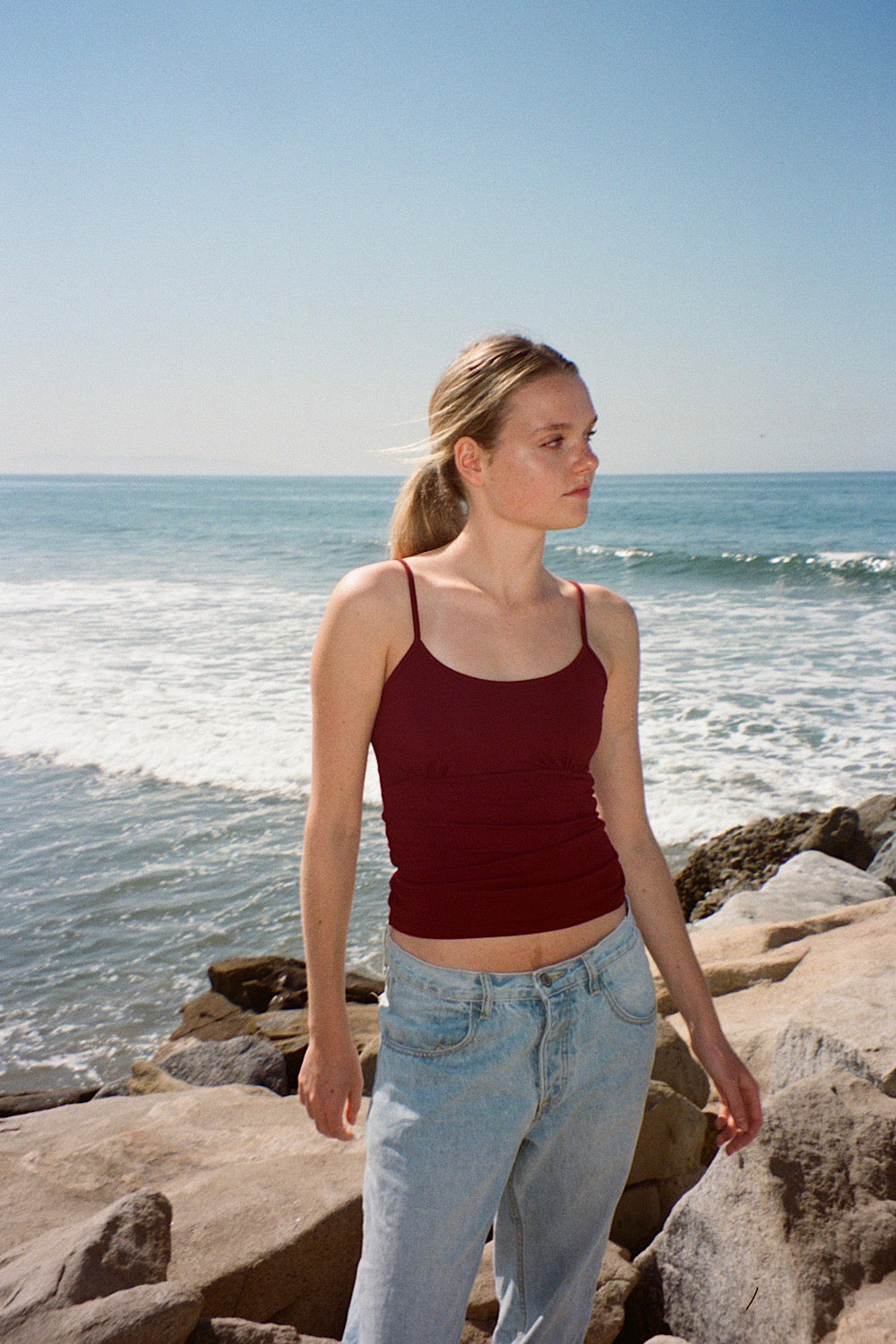 Victoria V-Neck Tank – Brandy Melville Europe