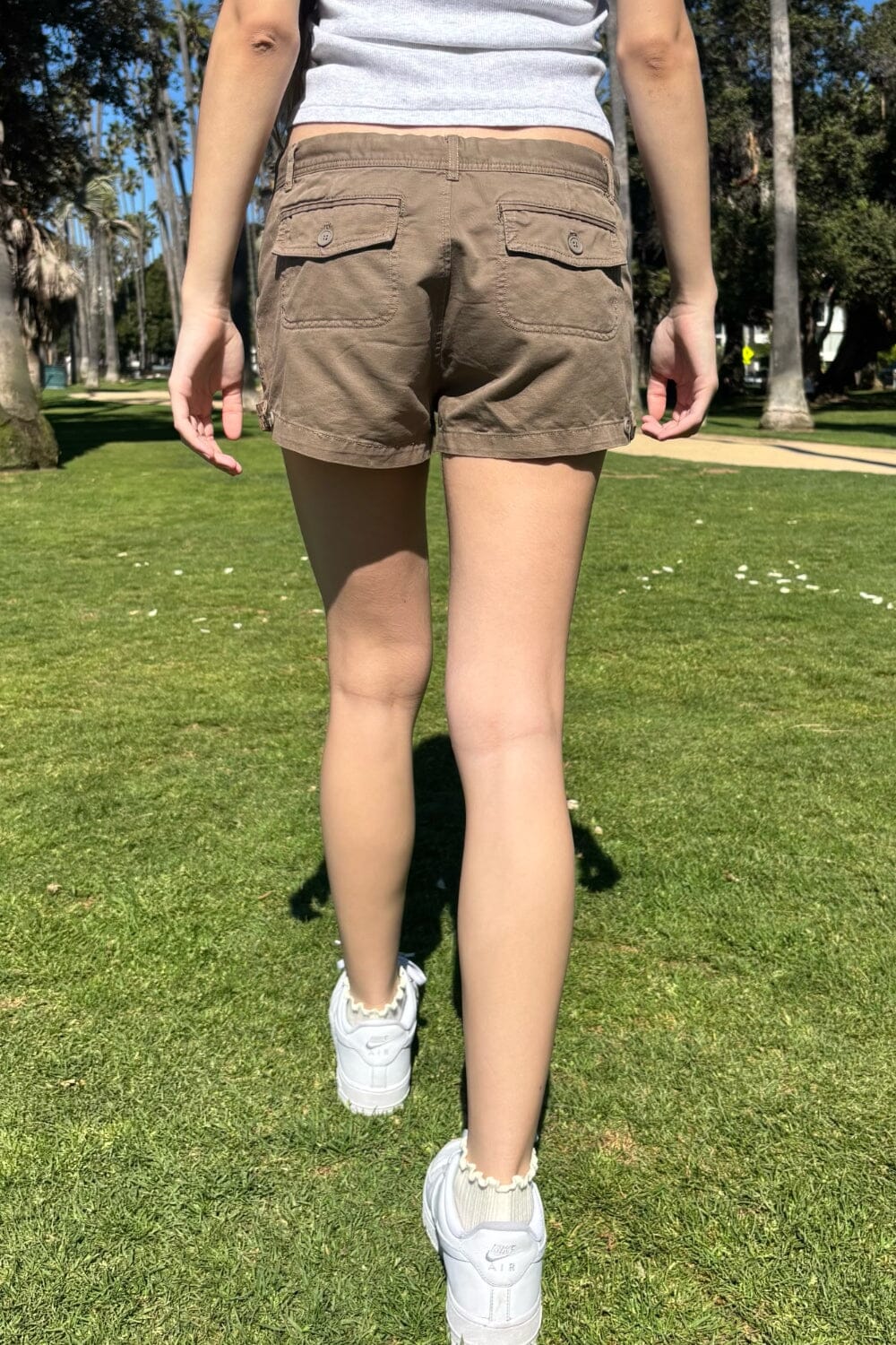 Maeve Shorts | Khaki / XS/S