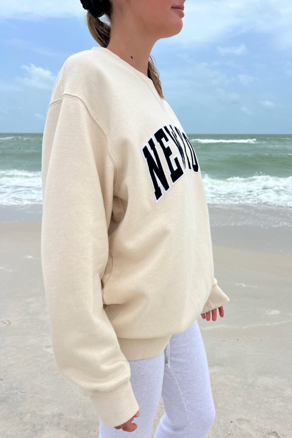 Cream / Oversized Fit