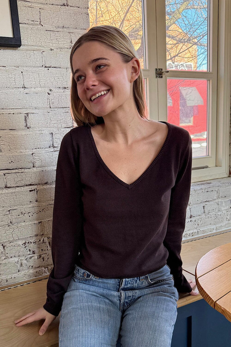 Teya Sweater | Dark Brown / Regular Fit