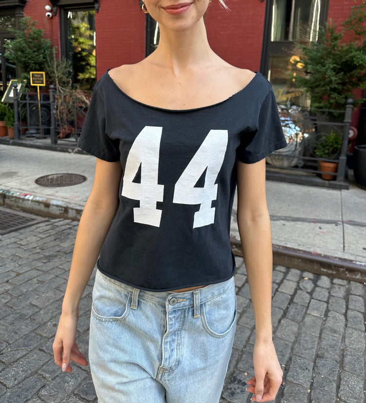 Robyn 44 Top | Black / Regular Fit