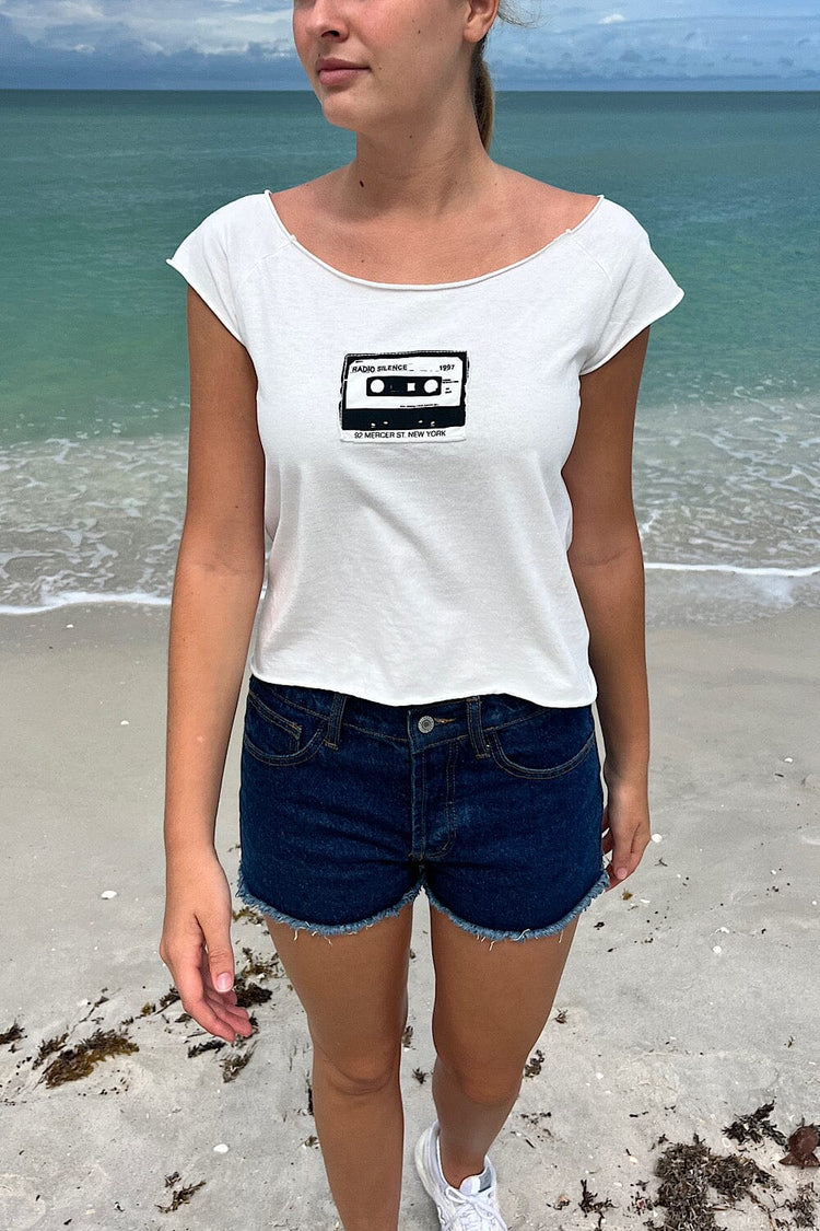 Radio Silence Music Tape Top | White / Regular Fit