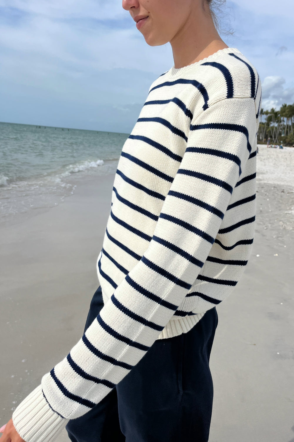 Ivory with navy blue stripes / S/M