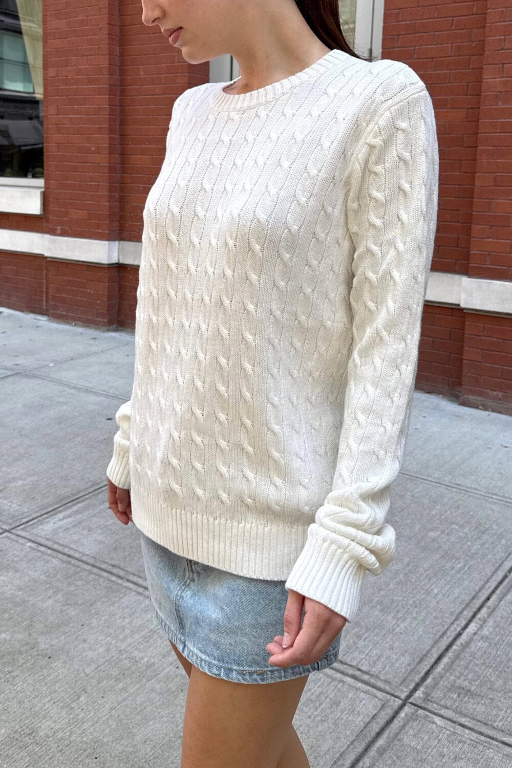 White / Regular Fit