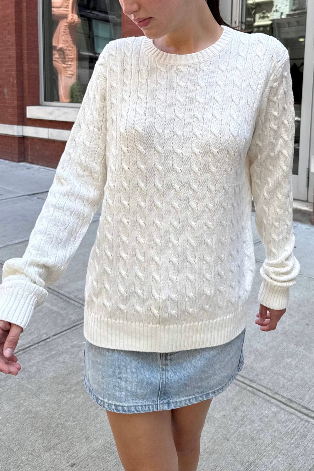 White / Regular Fit