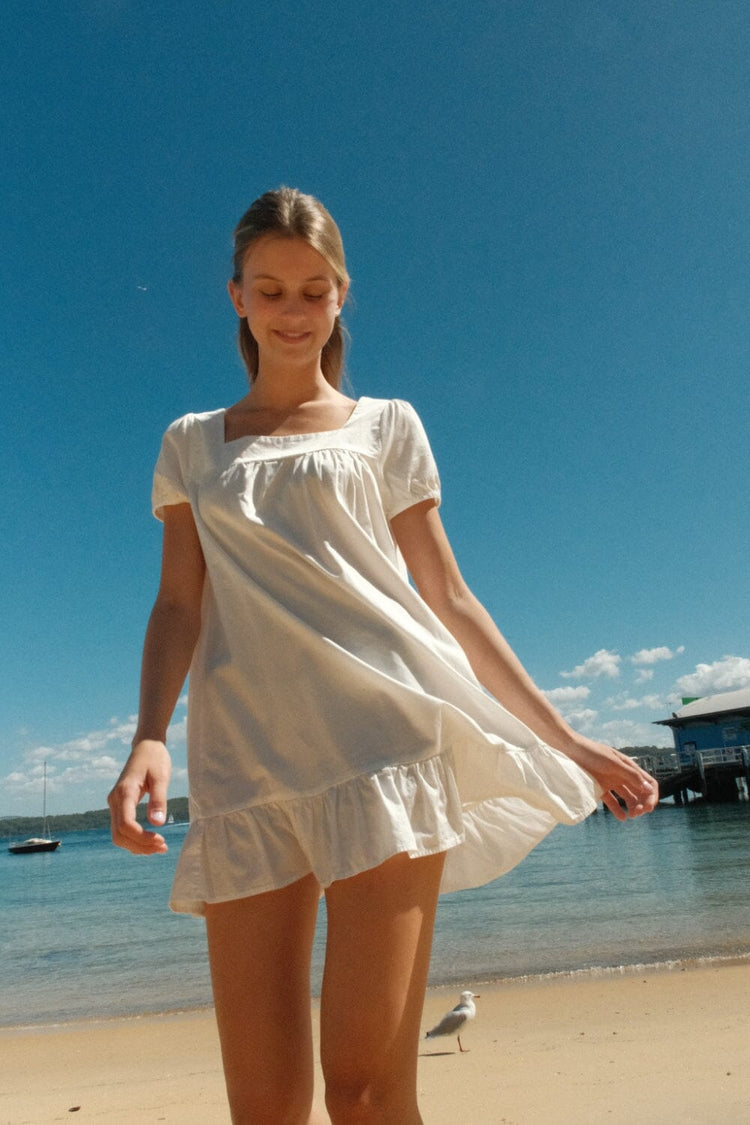 Aisha Dresses | White / XS/S