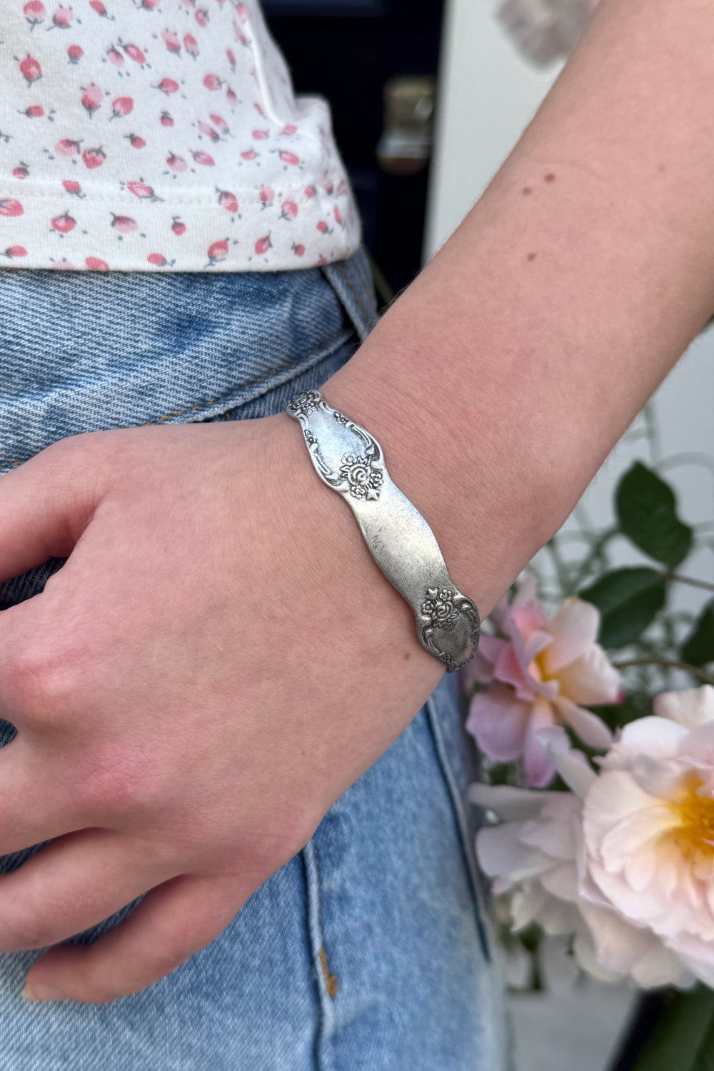 Engraved Rigid Bracelet | Silver