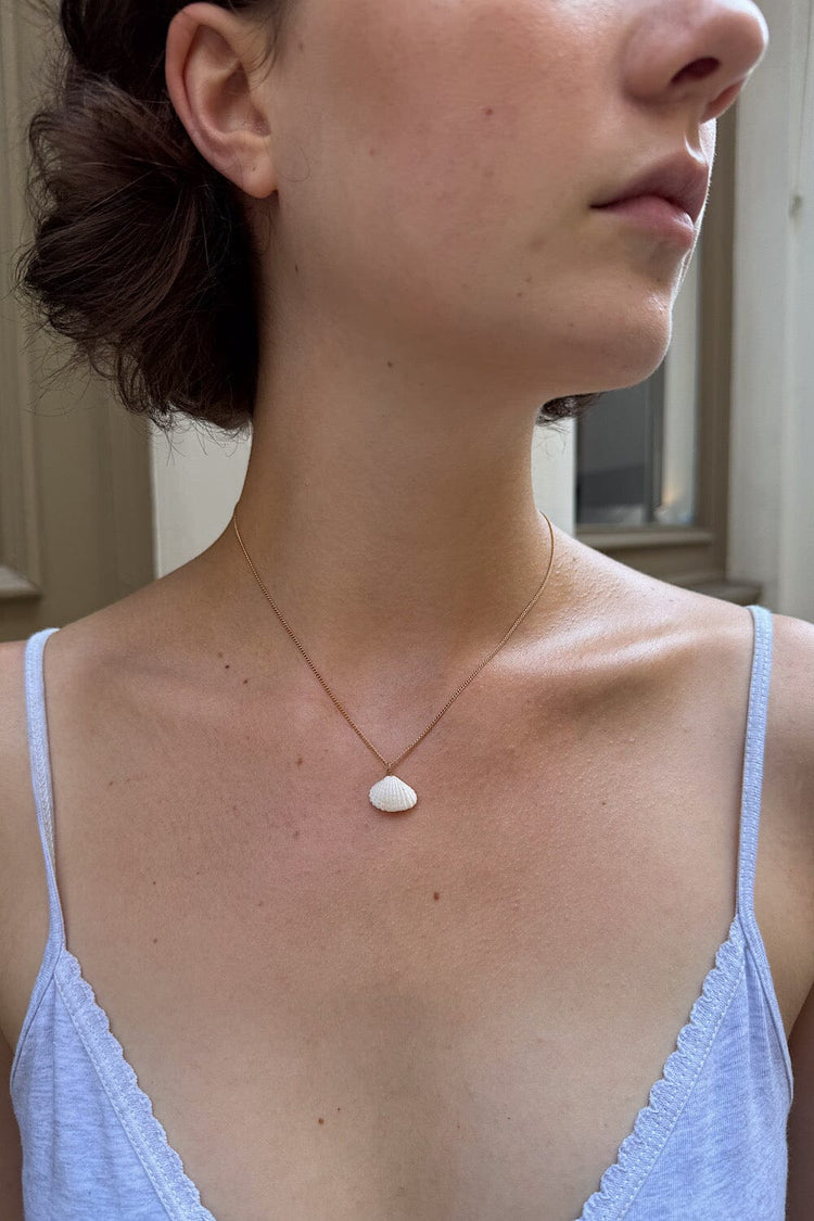 Seashell Necklace | Gold