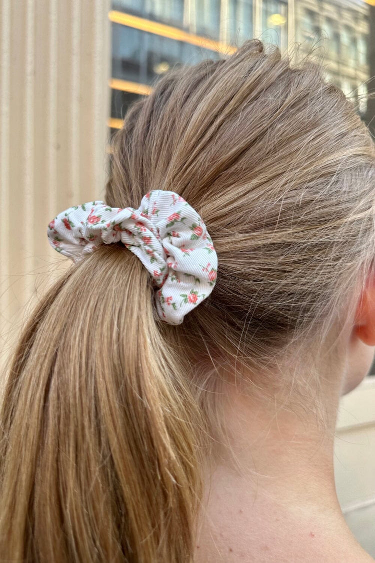 Floral Scrunchie | Coral Floral Print