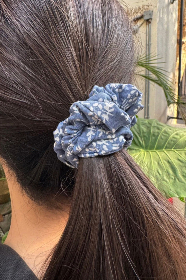 Floral Scrunchie | Floral Scrunchie
