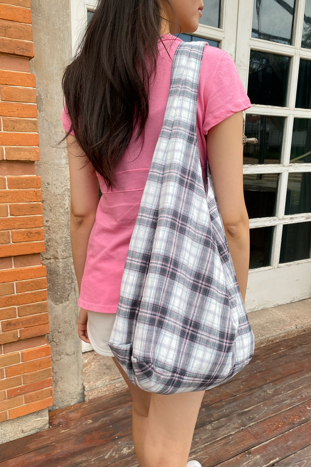 Plaid Shoulder Bag | White Pink Charcoal