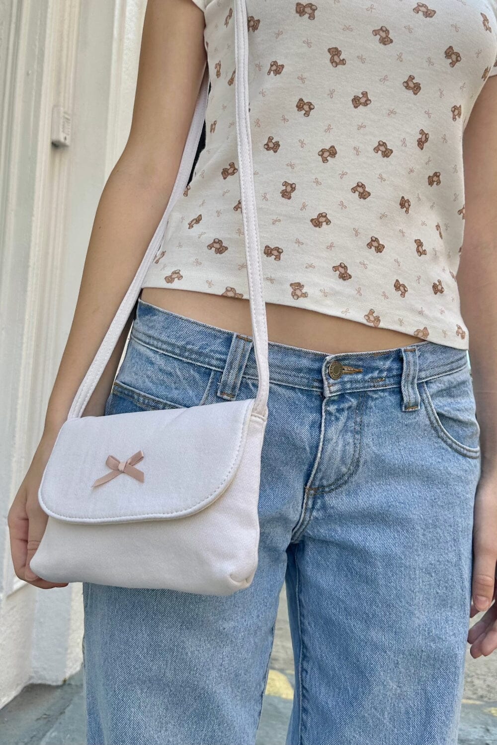 Bow Purse Brandy Melville Europe