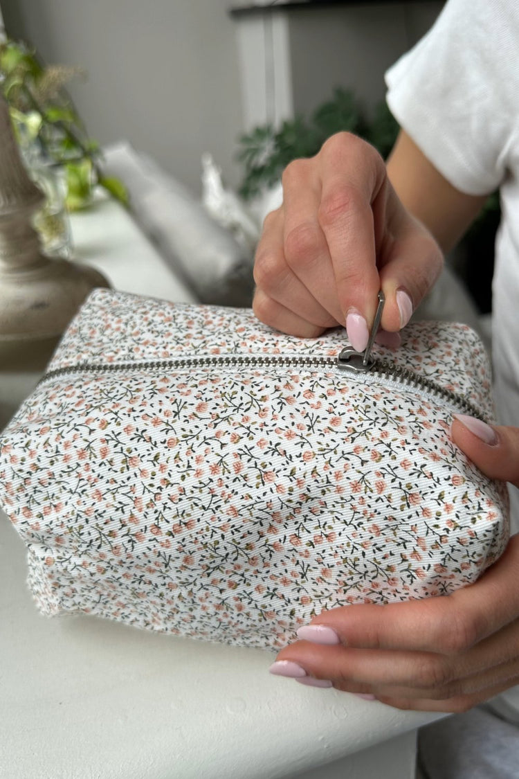 Floral Mini Makeup Bag | Ivory