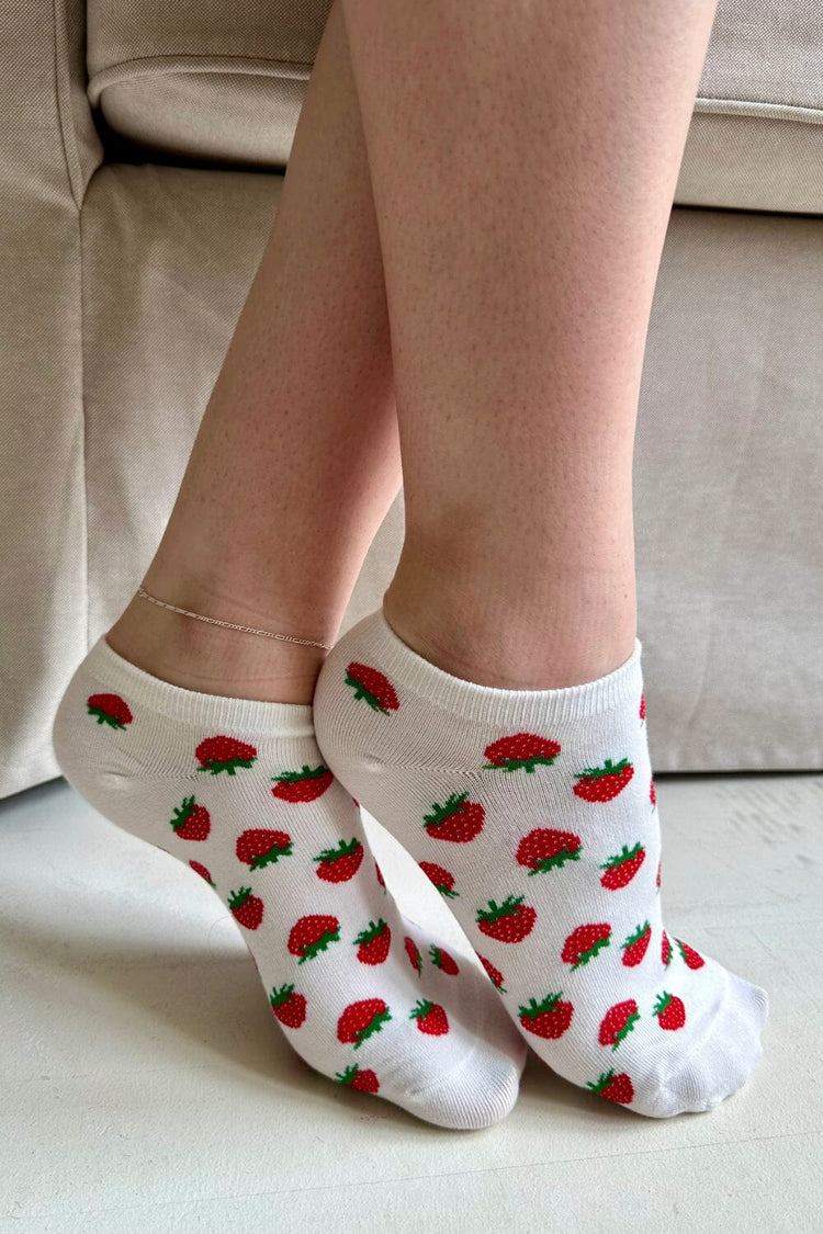 Red Strawberry Ankle Socks | Ivory with Strawberries