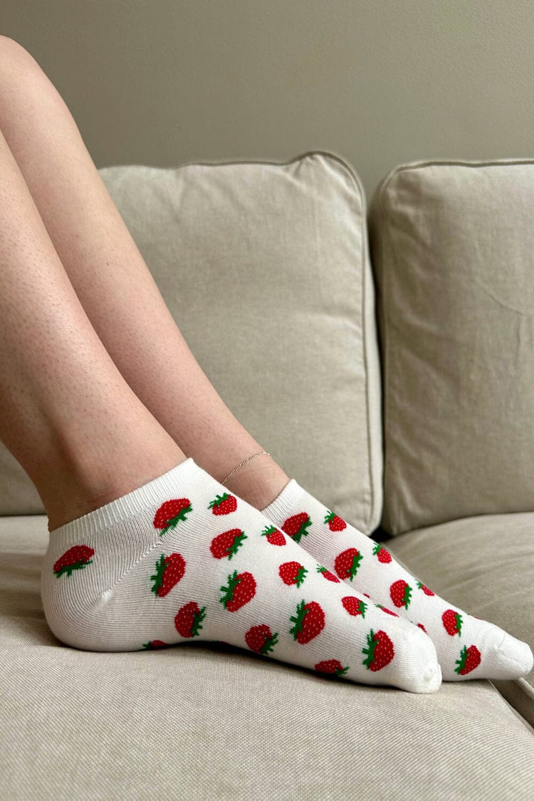 Red Strawberry Ankle Socks | Ivory with Strawberries