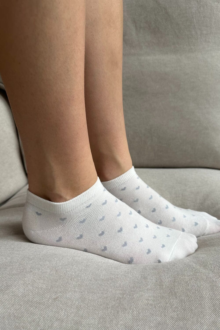 Heart Socks | White With Light Blue Hearts