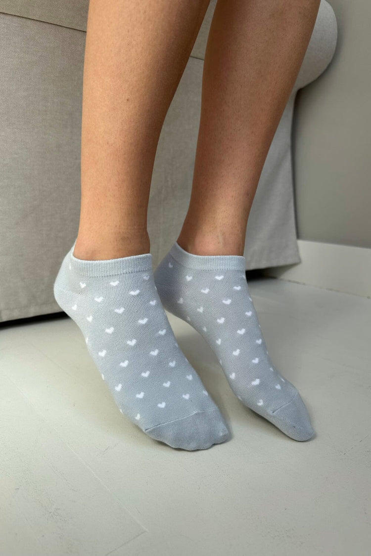 Hearts Ankle Socks | Light-Blue-With-White-Hearts