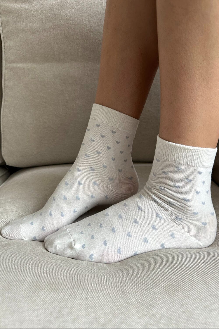 Heart Socks | White With Light Blue Hearts