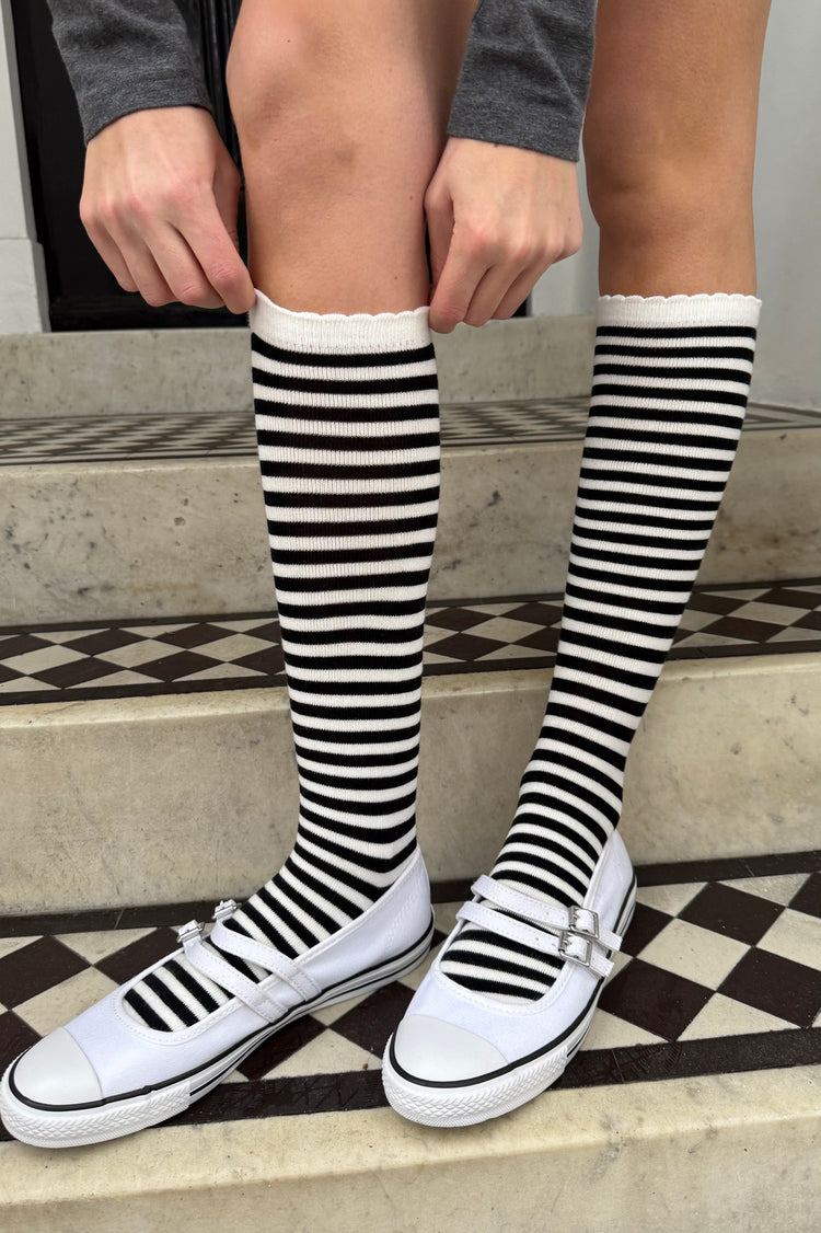 Striped Knee Socks | Black White Stripe