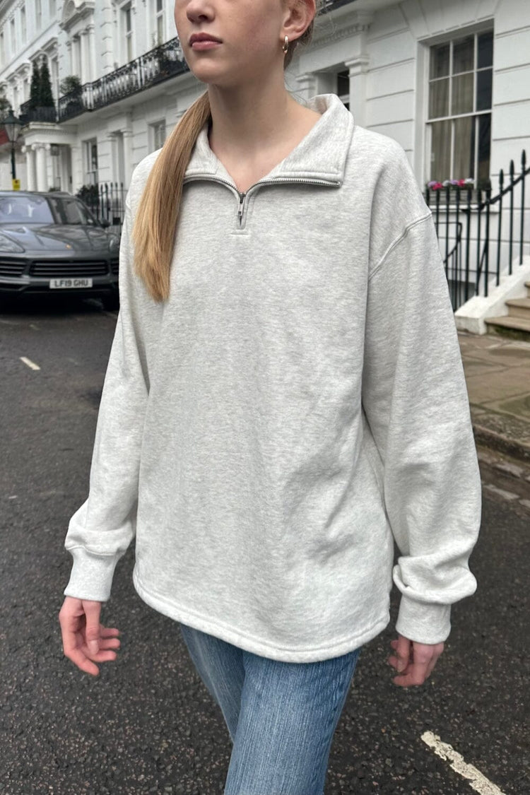 Missy Oversized Sweatshirt | Light Heather Grey / Oversized Fit