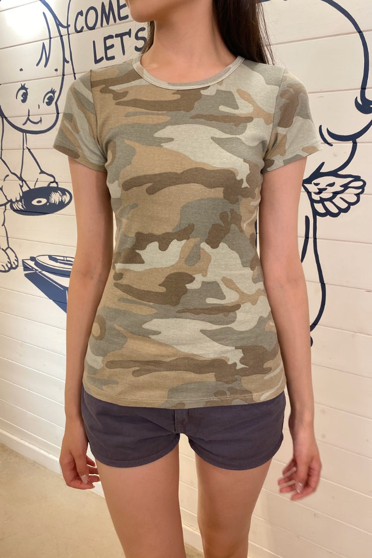 Hailie Camo Top | Light Camouflage