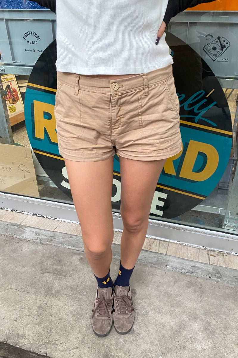 Arlo Shorts | Warm Sand / XS/S