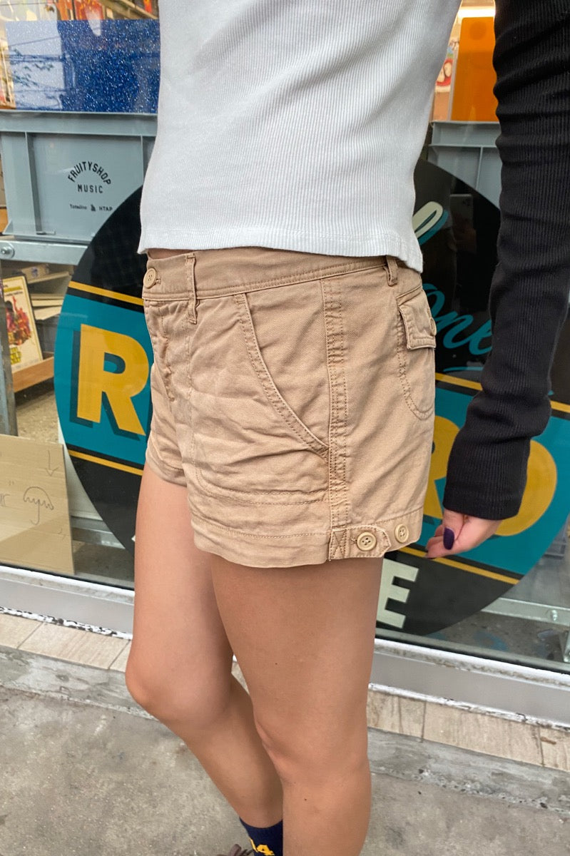 Arlo Shorts | Warm Sand / XS/S