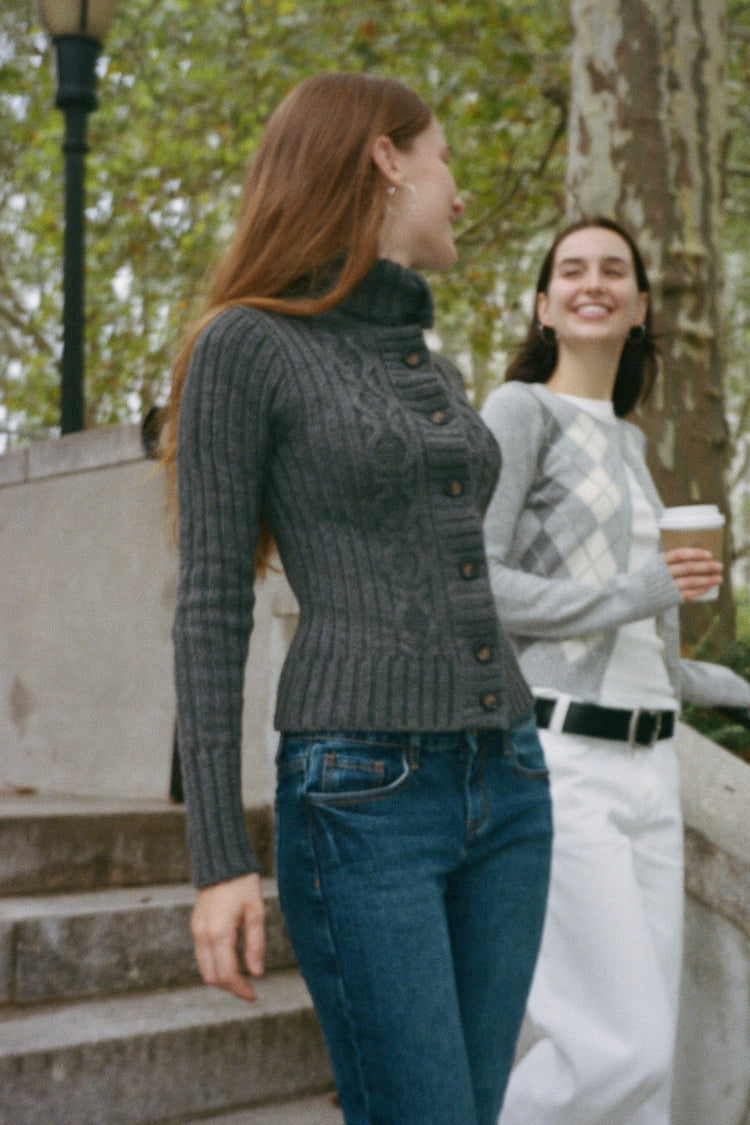 Andrea Cable Knit Sweater | Dark Grey / Regular Fit