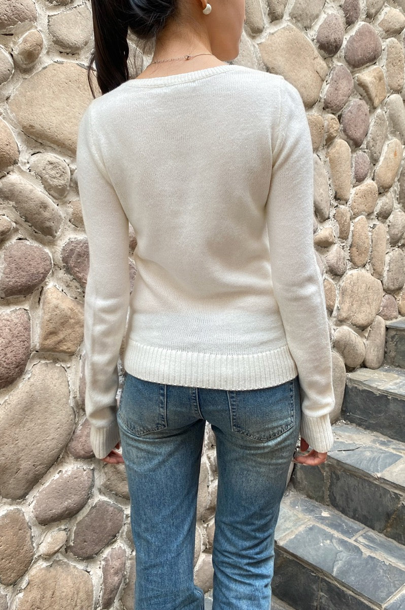 Eira Sweater | White / Regular Fit