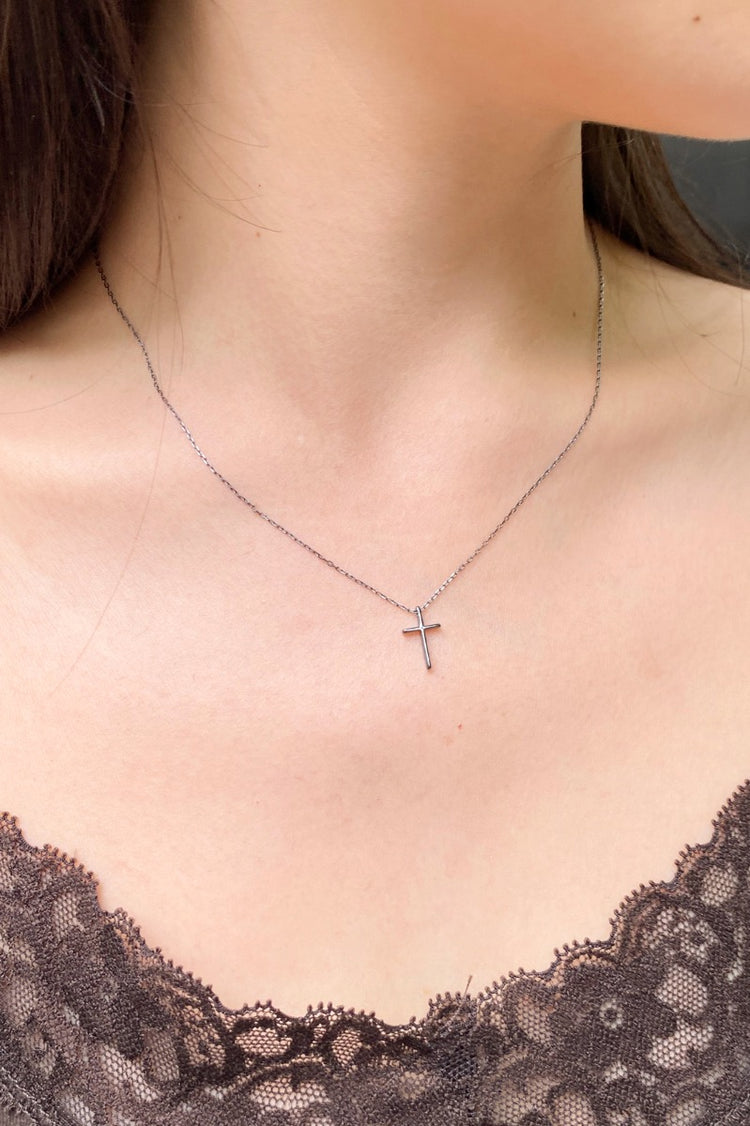 Cross Necklace | Silver