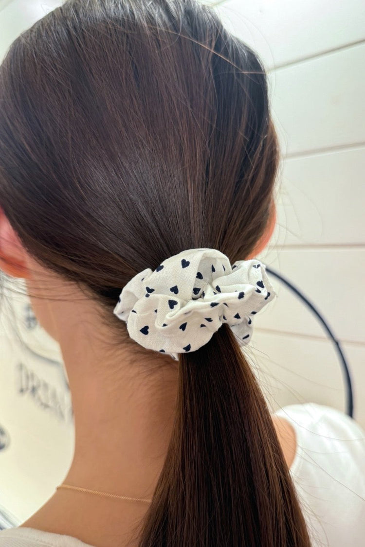 Hearts Scrunchie | White With Navy Hearts