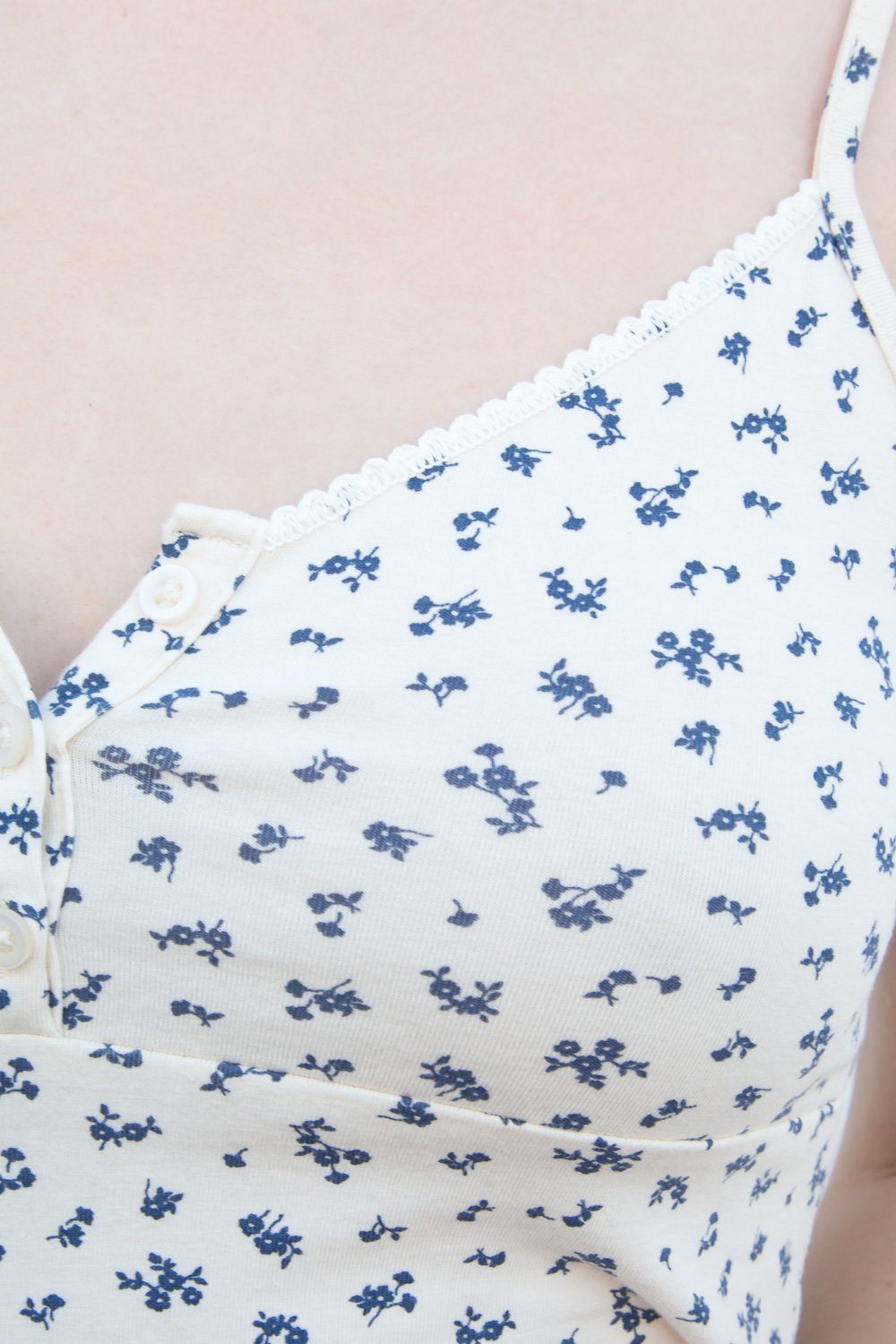 Ivory Blue Daisy Floral / XS/S